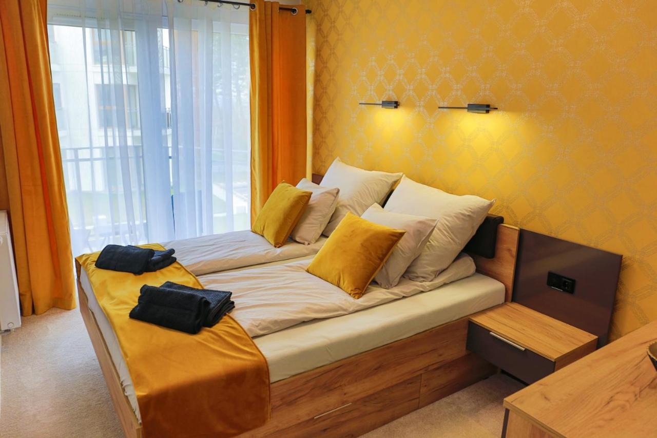 Apartament Elegance Yellow W Let'S Sea Basen&Spa Гонський Екстер'єр фото